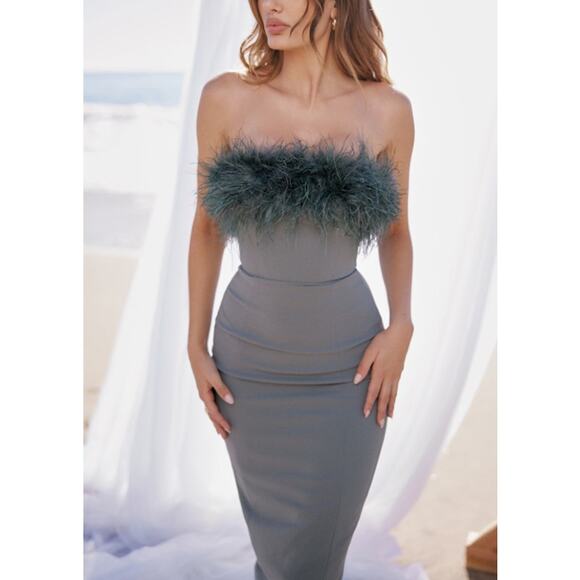 House of CB Juliene Eucalyptus Maxi Dres Size XS Extra Small - Picture 2 of 9